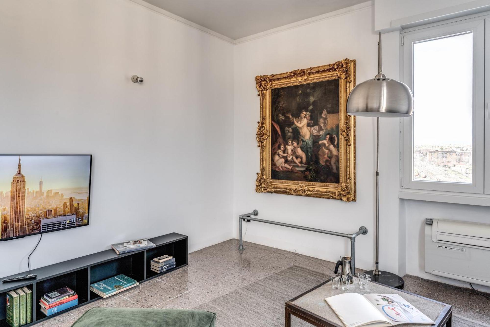 Amazing Piramide Metro Station Apartment