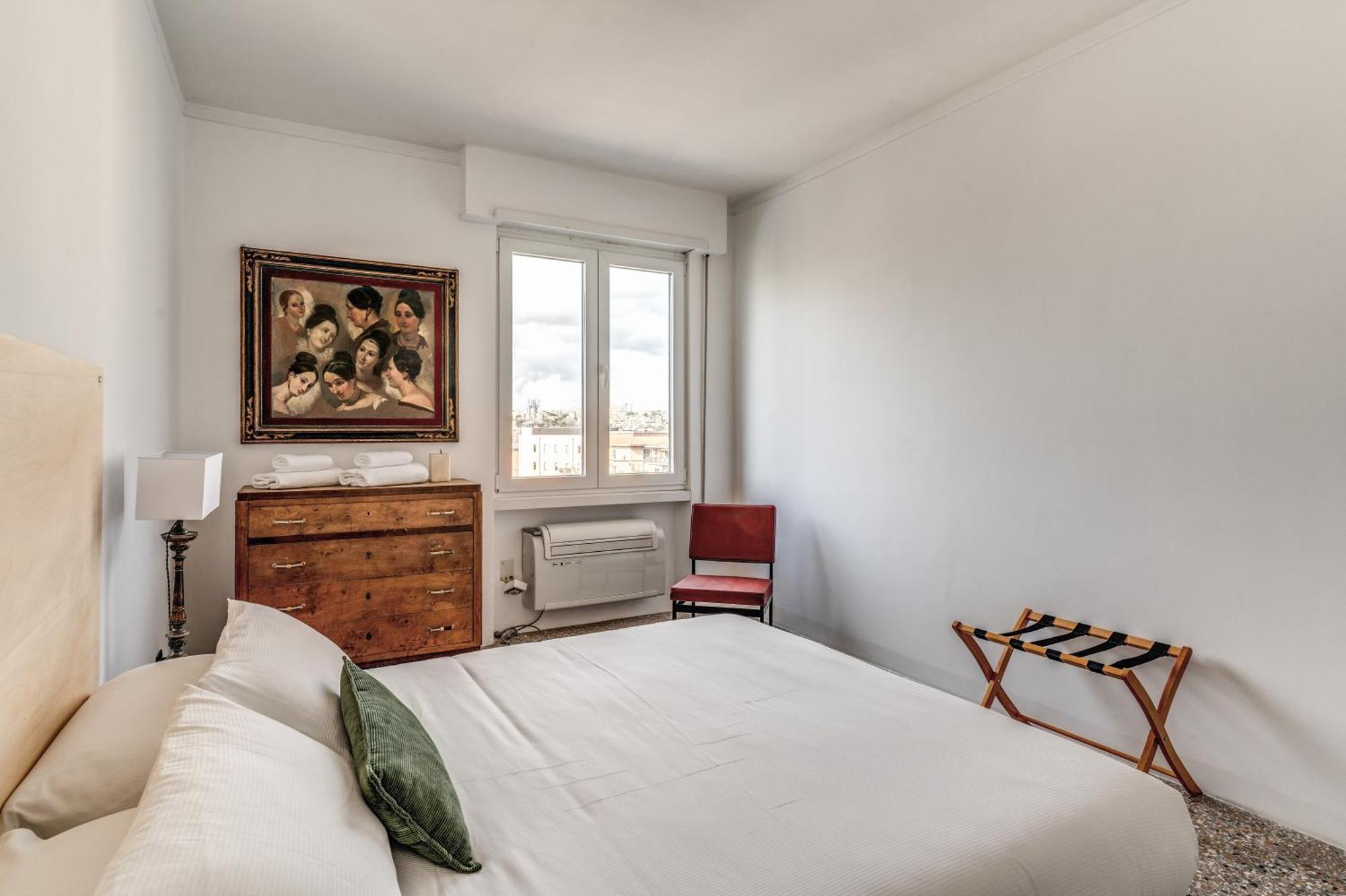 Apartment Amazing Piramide Metro Station Rome
